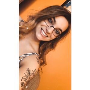 Meet your Posher, Kaci